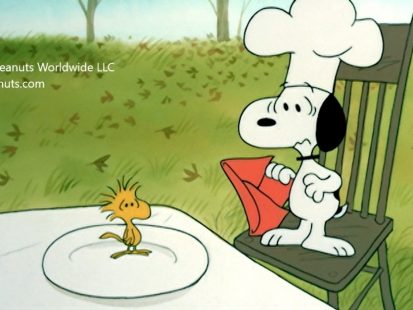 Snoopy™ Sets the Table